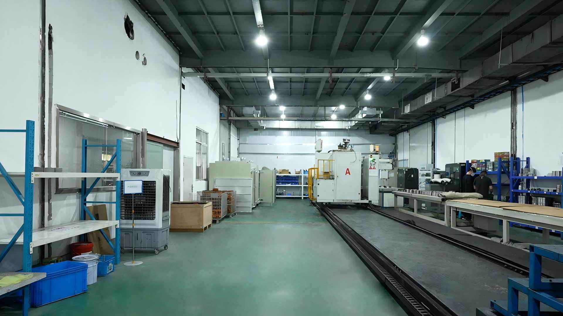 Forklift wheel production workshop