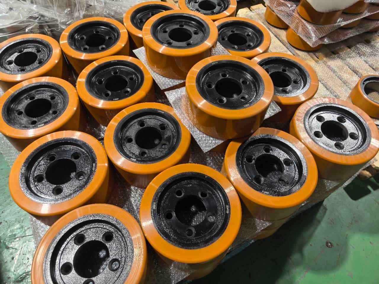 Durable polyurethane forklift wheels